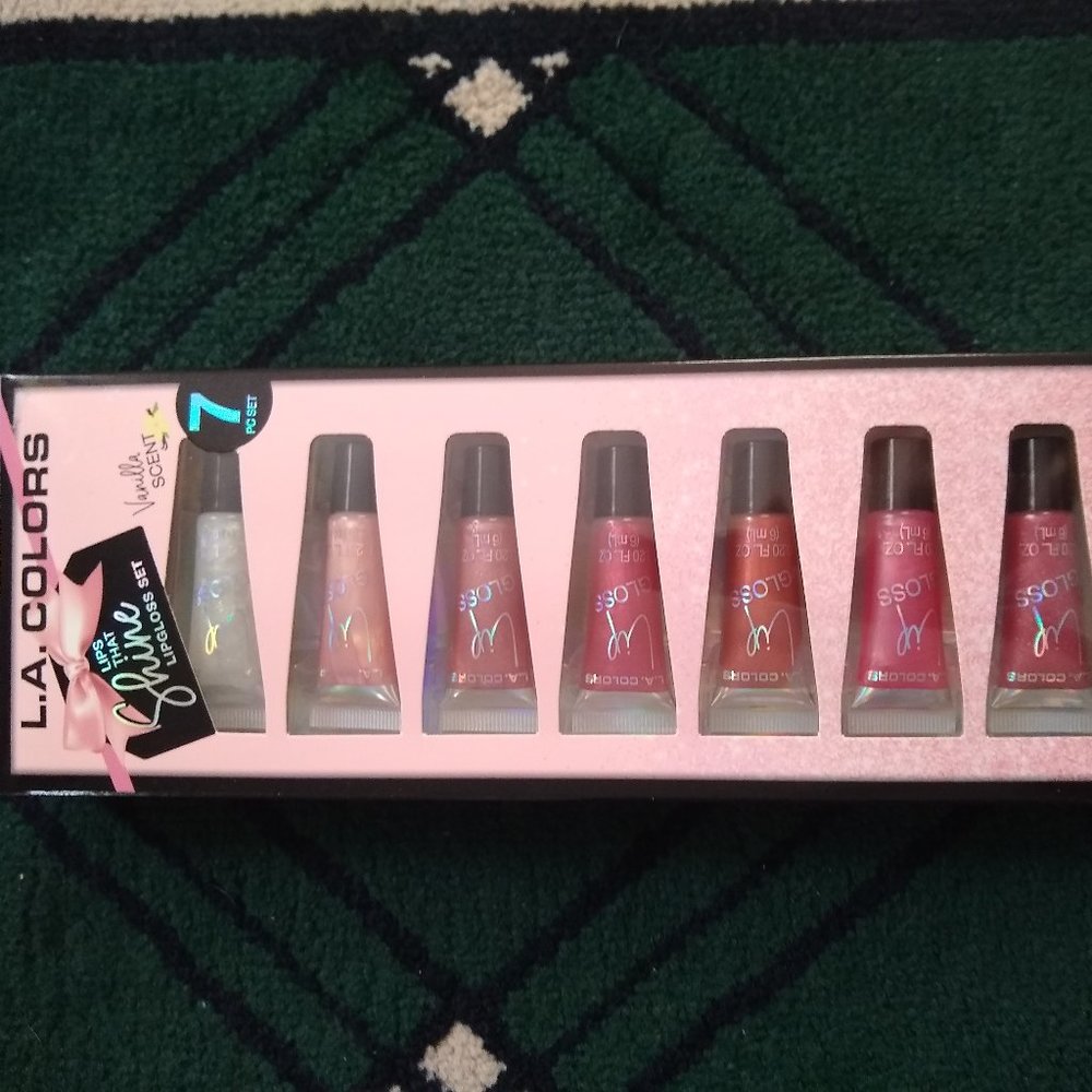 L.A. colors lip gloss